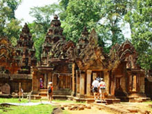 Banteay Srei temple