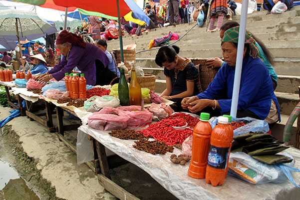 Bac Ha market