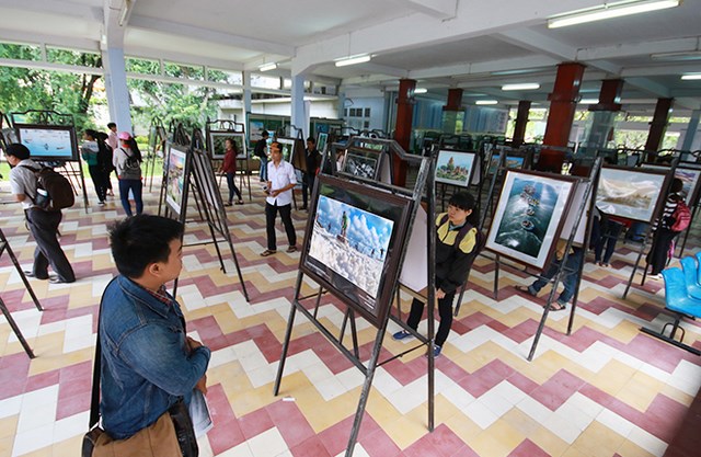 Photo exhibition on Vietnamese heritage sites opens in Da Nang