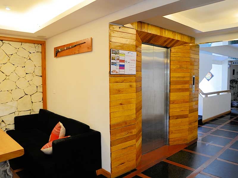 Picture of Sunny Mountain Hotel