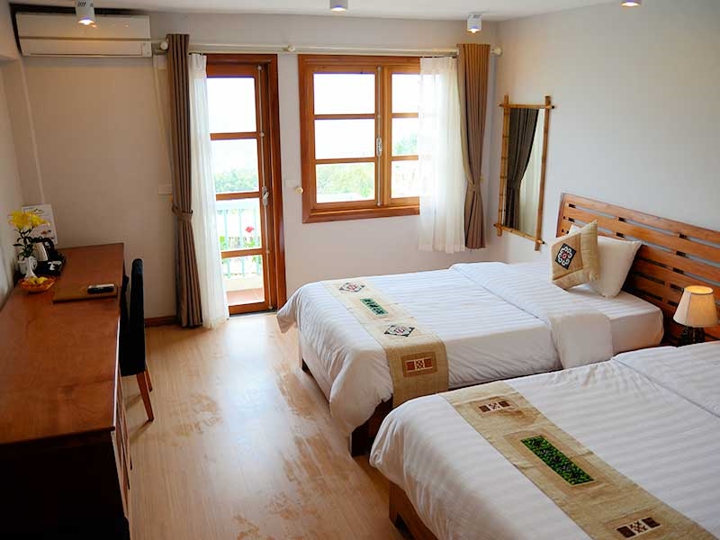 Picture of Sunny Mountain Hotel