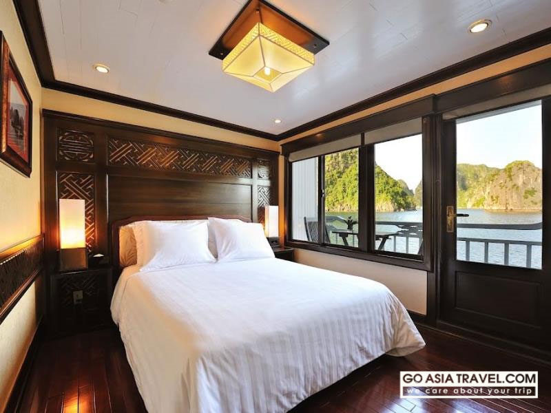 Picture of Paradise Luxury Cruise