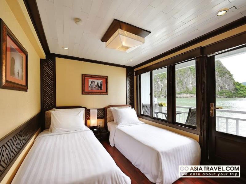 Picture of Paradise Luxury Cruise