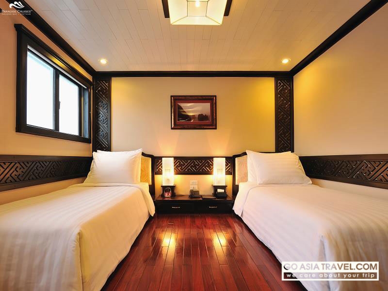 Picture of Paradise Luxury Cruise