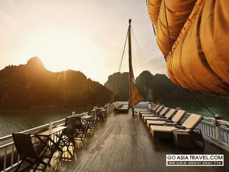 Picture of Paradise Luxury Cruise