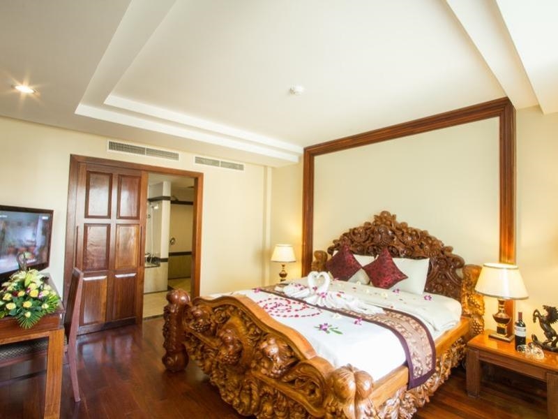 Picture of Royal Empire Hotel