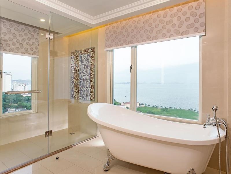 Picture of Royal Halong Hotel