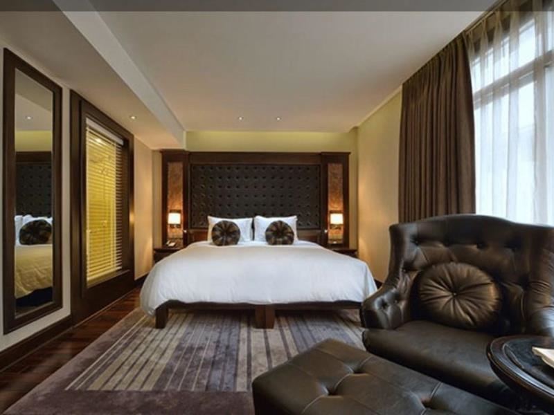Picture of Paradise Suites Hotel